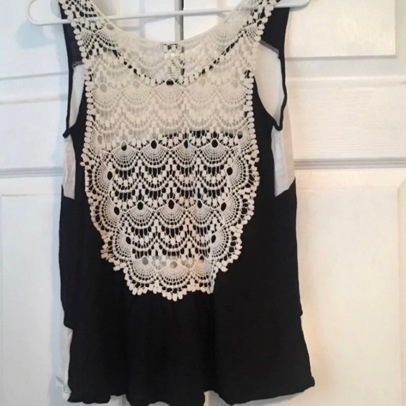 Charming Charlie Striped Tank Top Size Small. - Picture 3 of 4